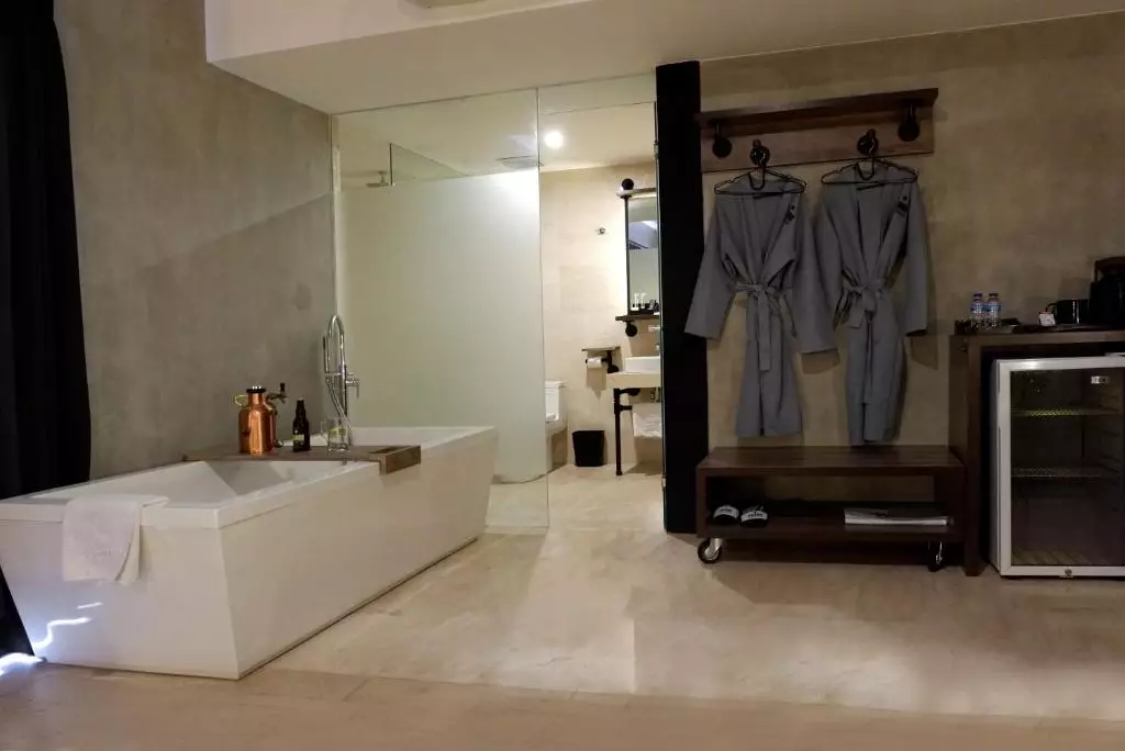 حمام هتل استارک بوتیک بالی